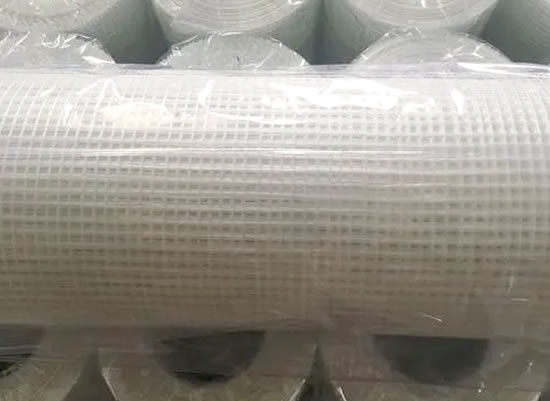Dieses für Stuckanwendungen optimierte Gewebe bietet robusten Halt und Rissfestigkeit und erhöht die Haltbarkeit von Stuckwandsystemen.
