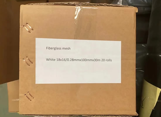  Dieses Klebeband ist die ideale Lösung für schnelle und zuverlässige Reparaturen und haftet gut auf verschiedenen Oberflächen.
